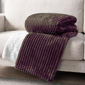 RoyalSoft microplush blanket with lamb - chocolate 150x200 cm