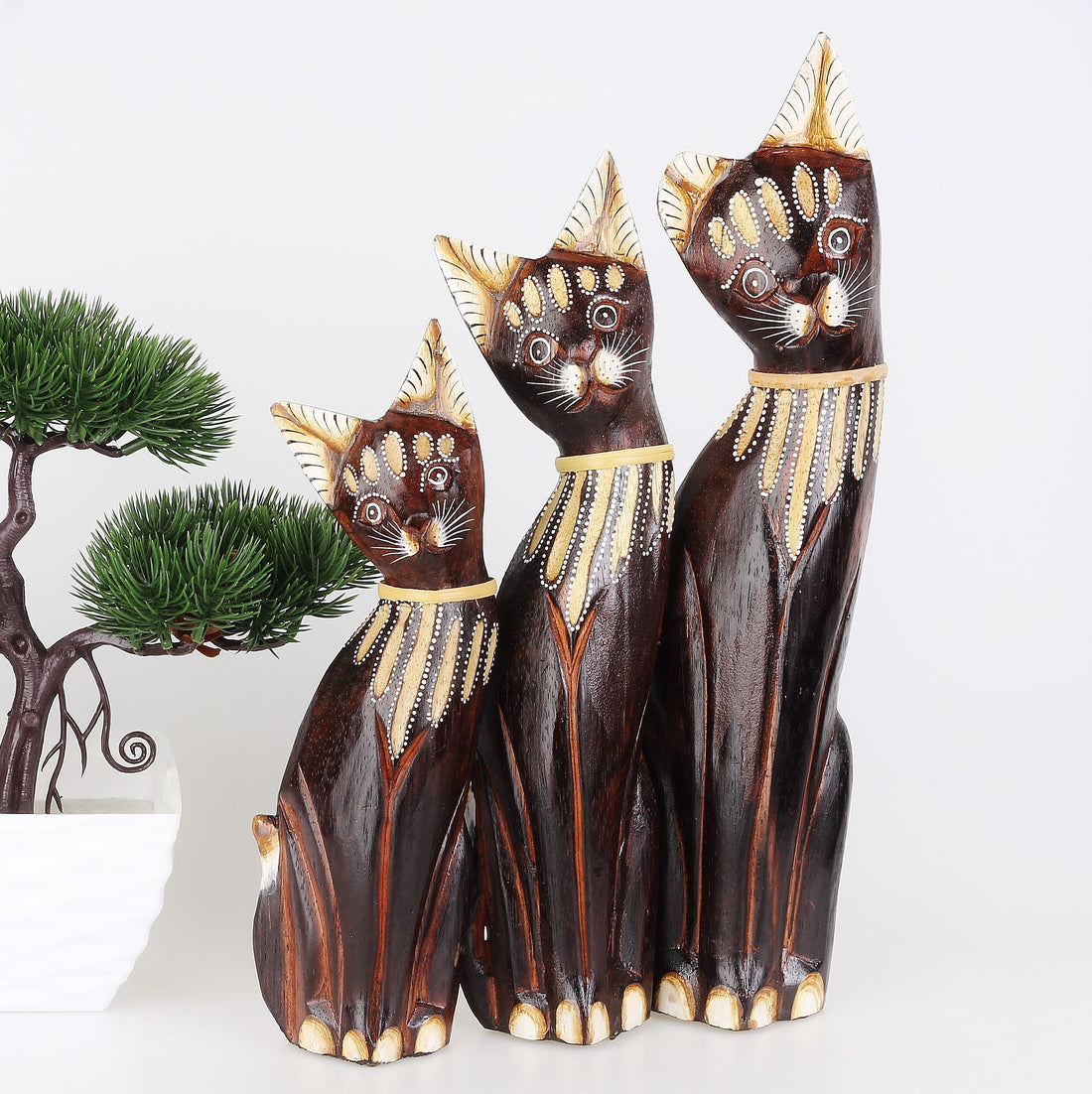 Wooden Decoration Set of Three Cats Sheila