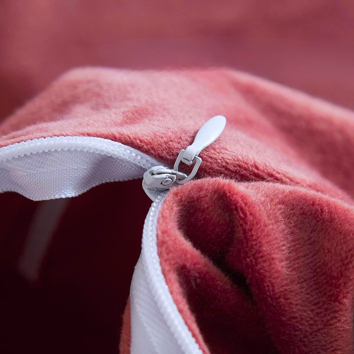 RoyalSoft microplush bedding - Deep Crimson
